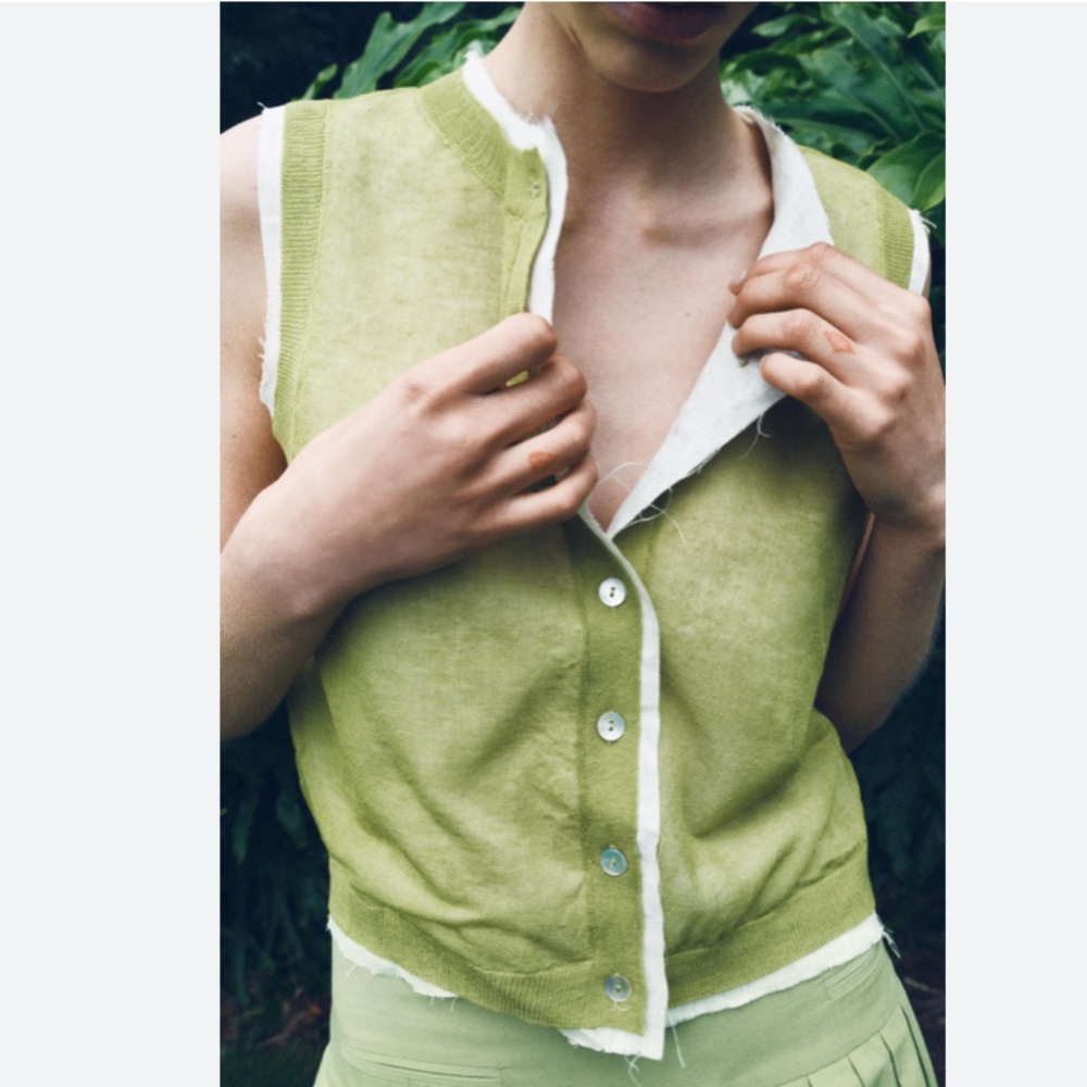 ZARA Green Layered Button-Front Sleeveless Blouse Size Medium